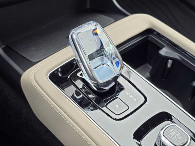 2026 Volvo XC90 Plus