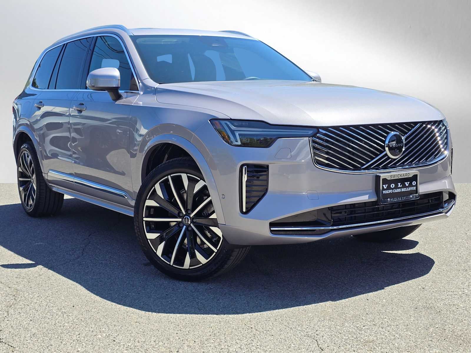 2026 Volvo XC90 Plus