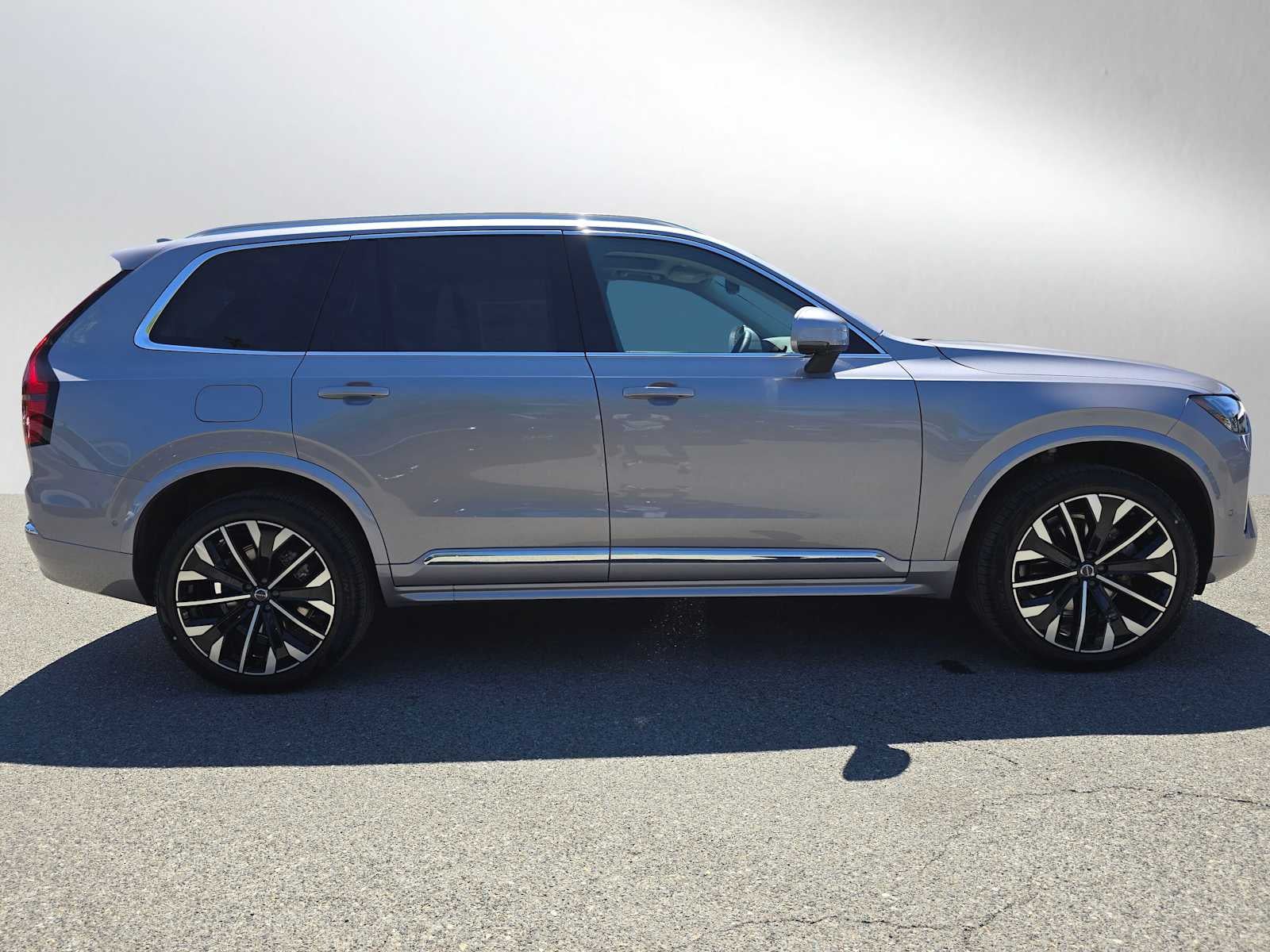 2026 Volvo XC90 Plus