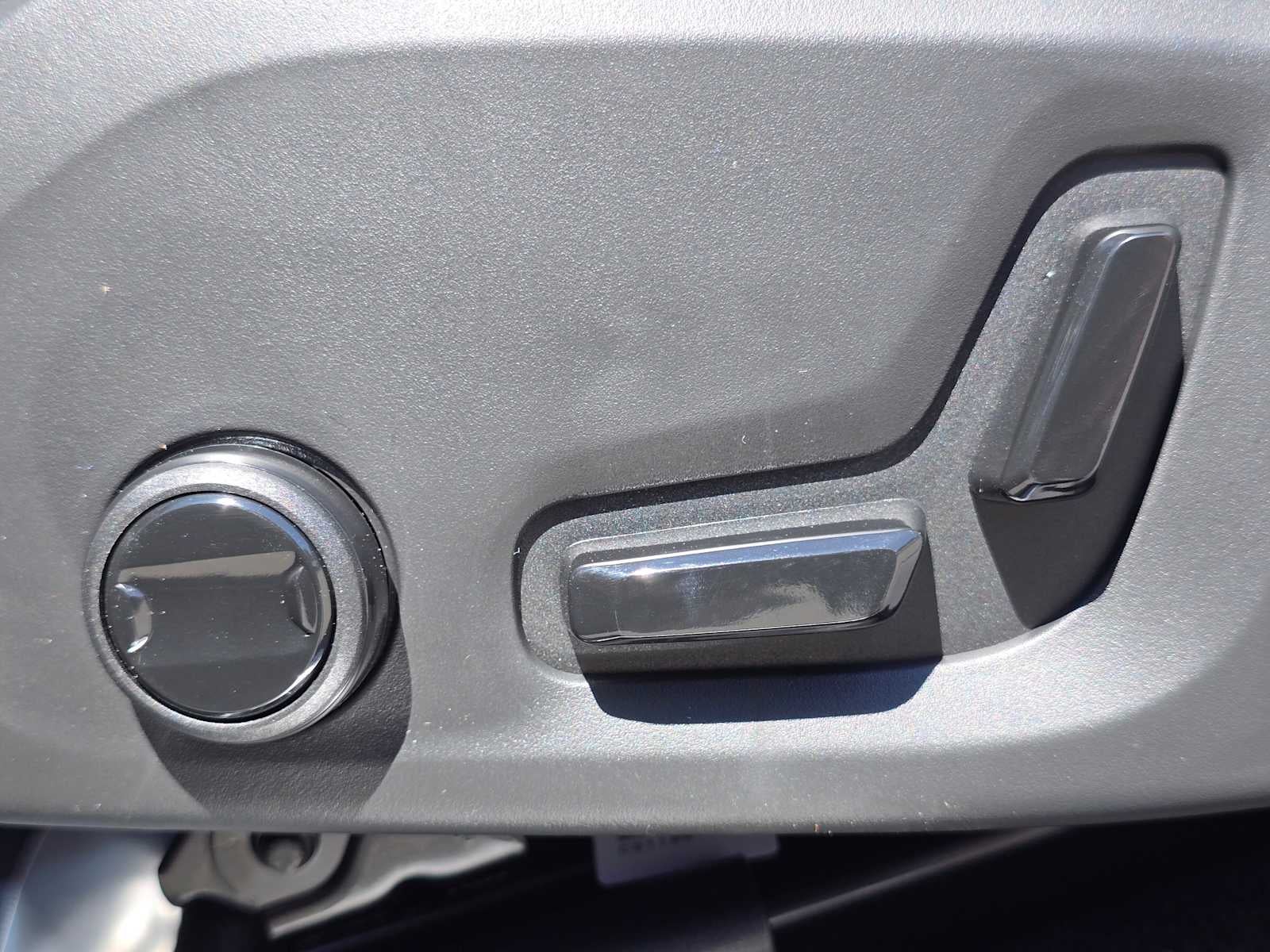2026 Volvo XC90 Plus