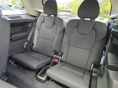 2026 Volvo XC90 Plus