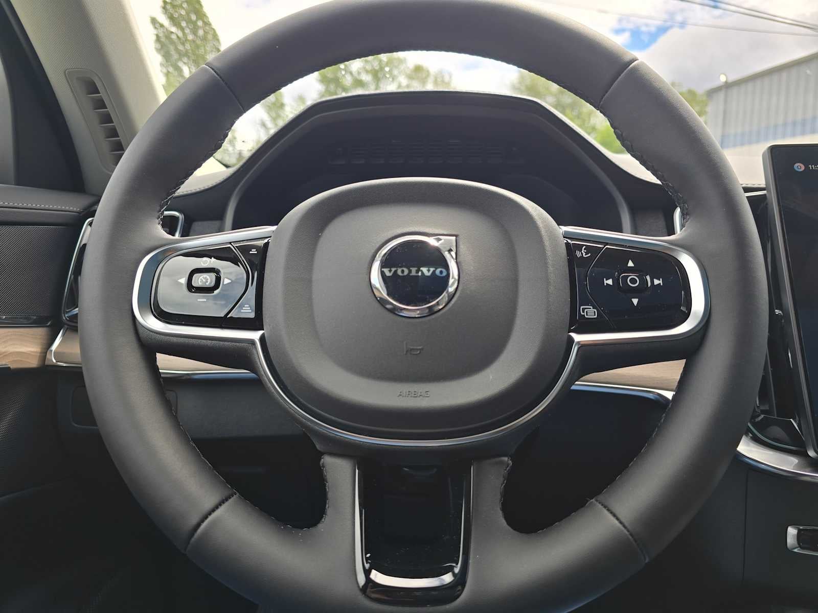 2026 Volvo XC90 Plus
