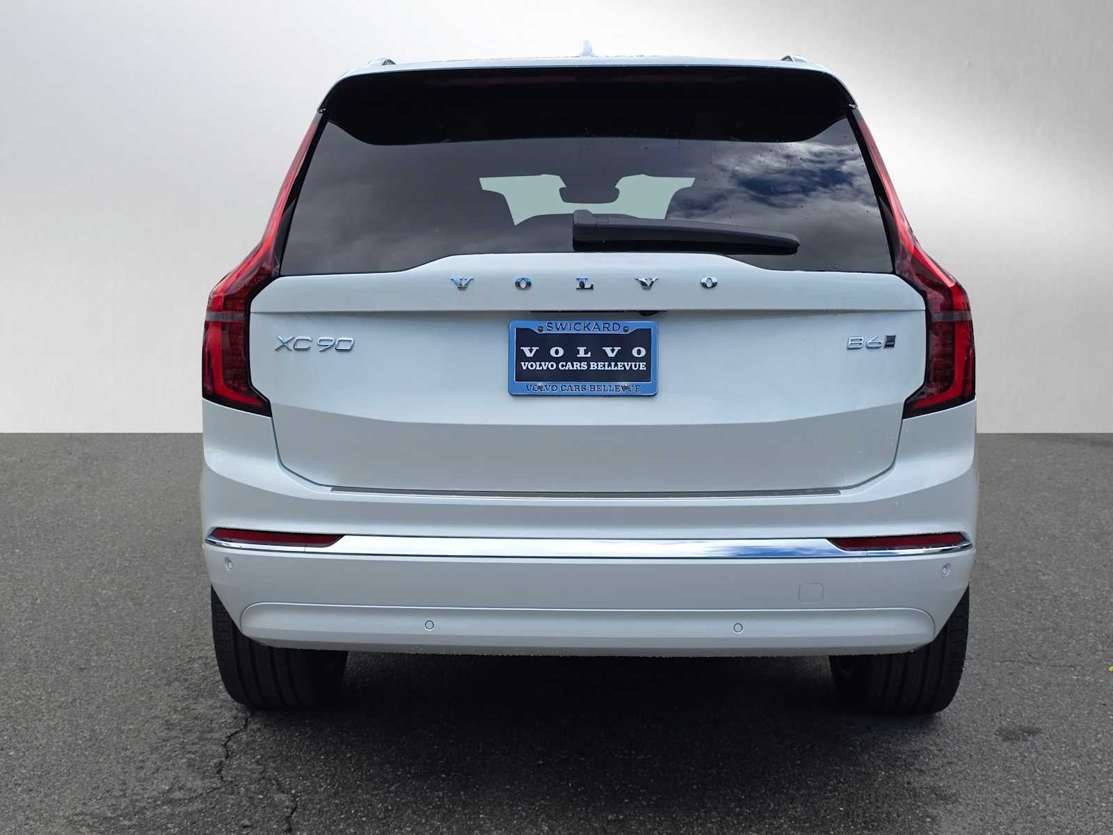 2026 Volvo XC90 Plus