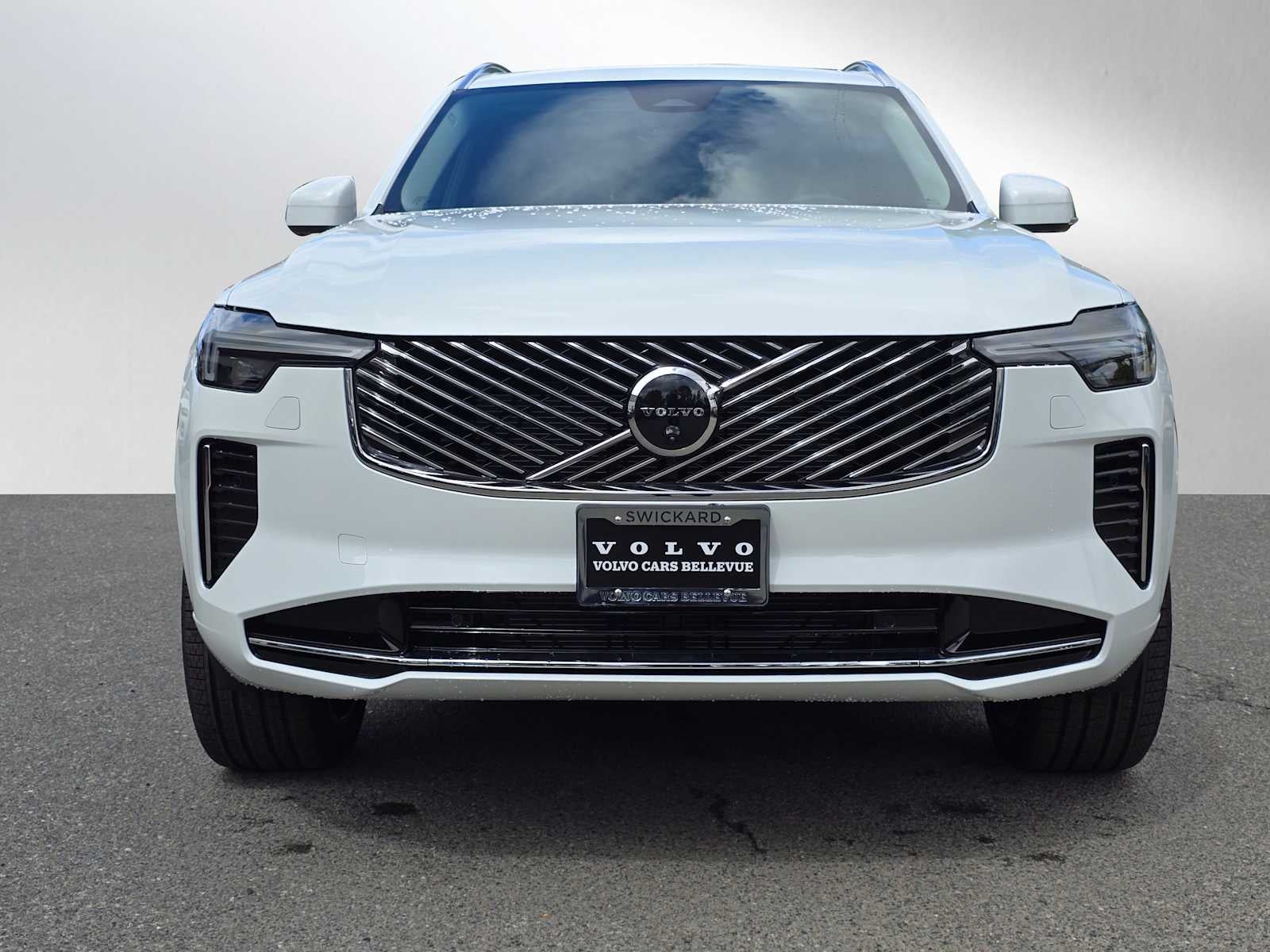 2026 Volvo XC90 Plus