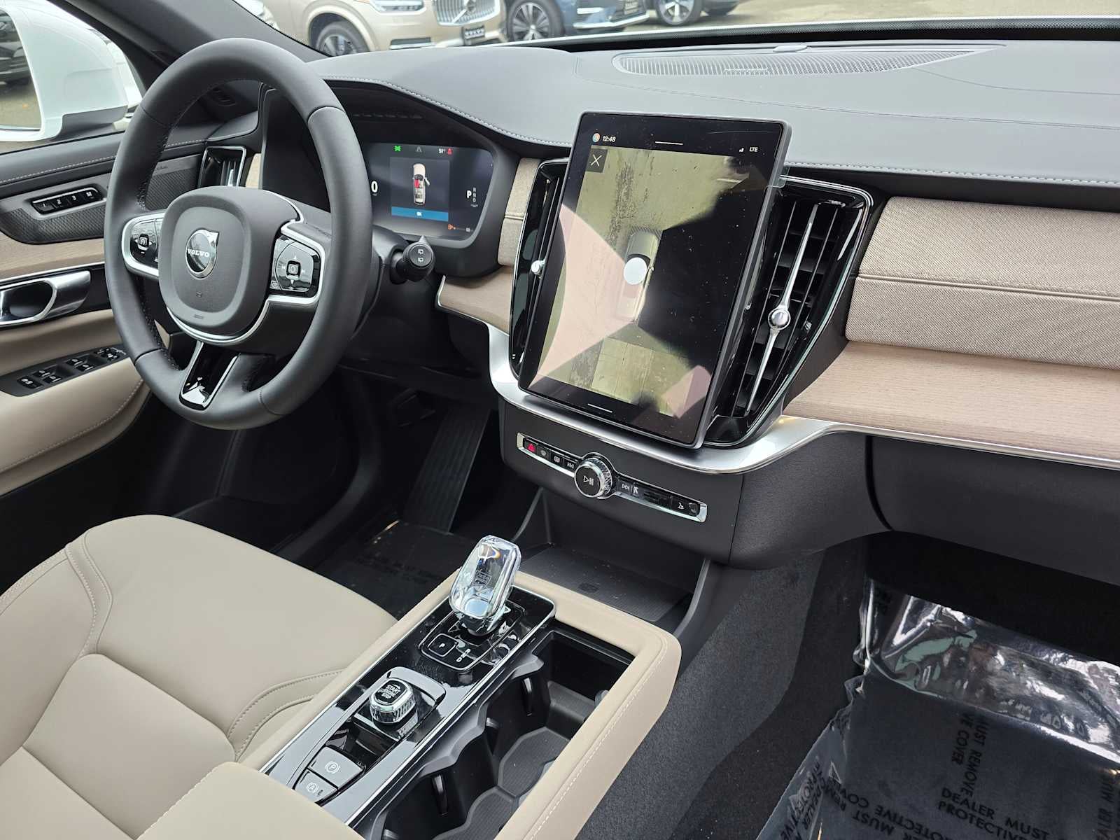 2026 Volvo XC90 Plus