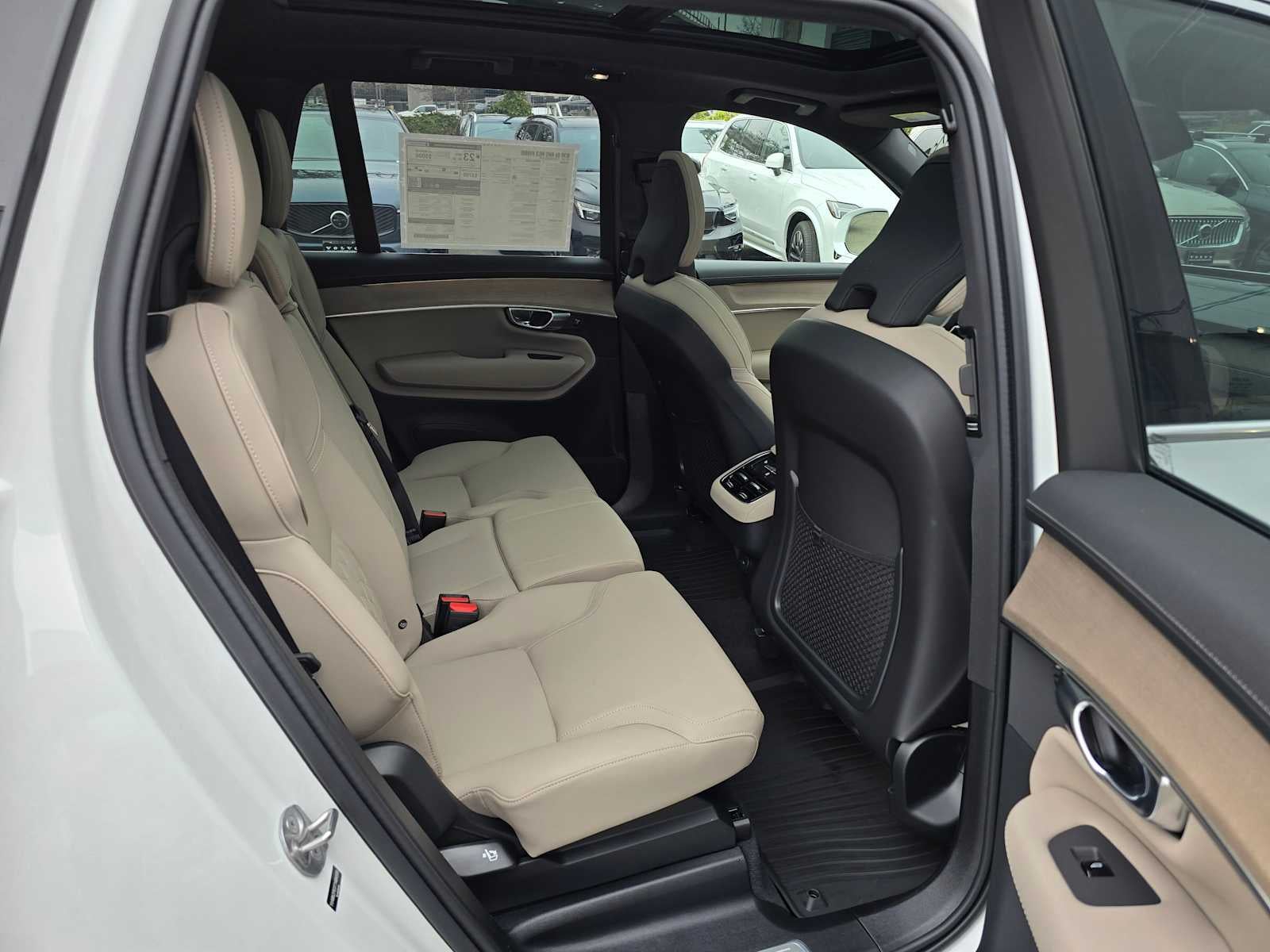 2026 Volvo XC90 Plus