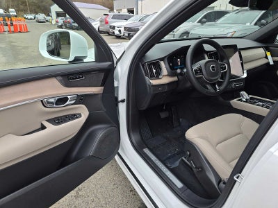 2026 Volvo XC90 Plus