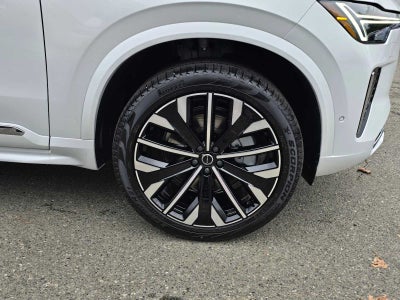 2026 Volvo XC90 Plus