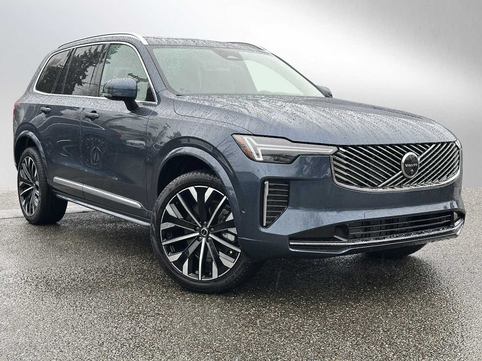 2026 Volvo XC90 Plus