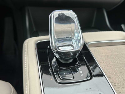 2026 Volvo XC90 Plus