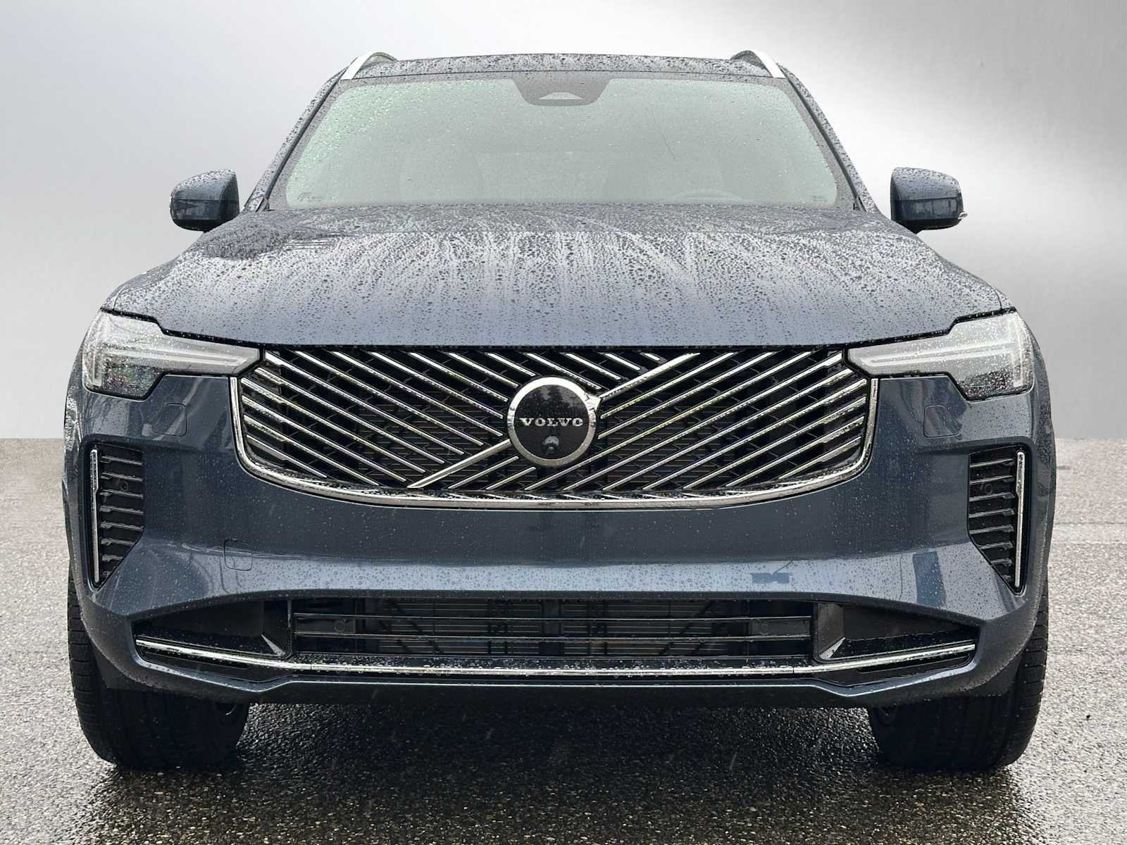 2026 Volvo XC90 Plus