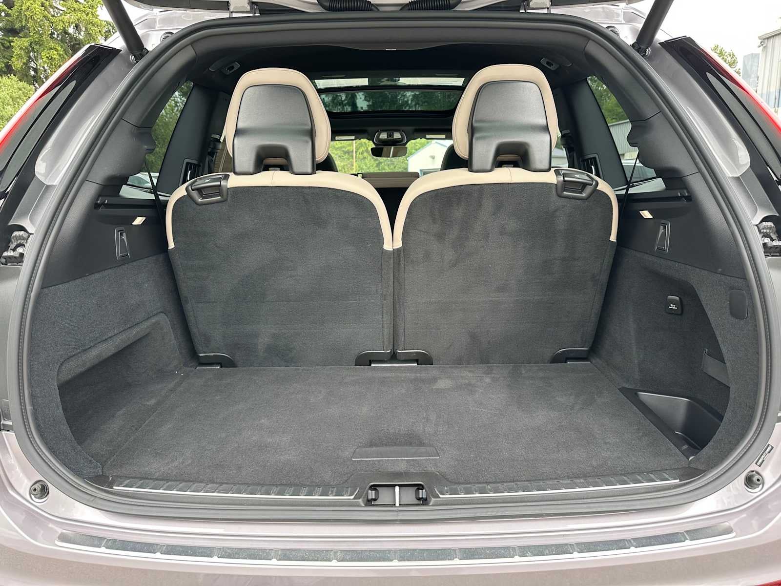 2026 Volvo XC90 Plus
