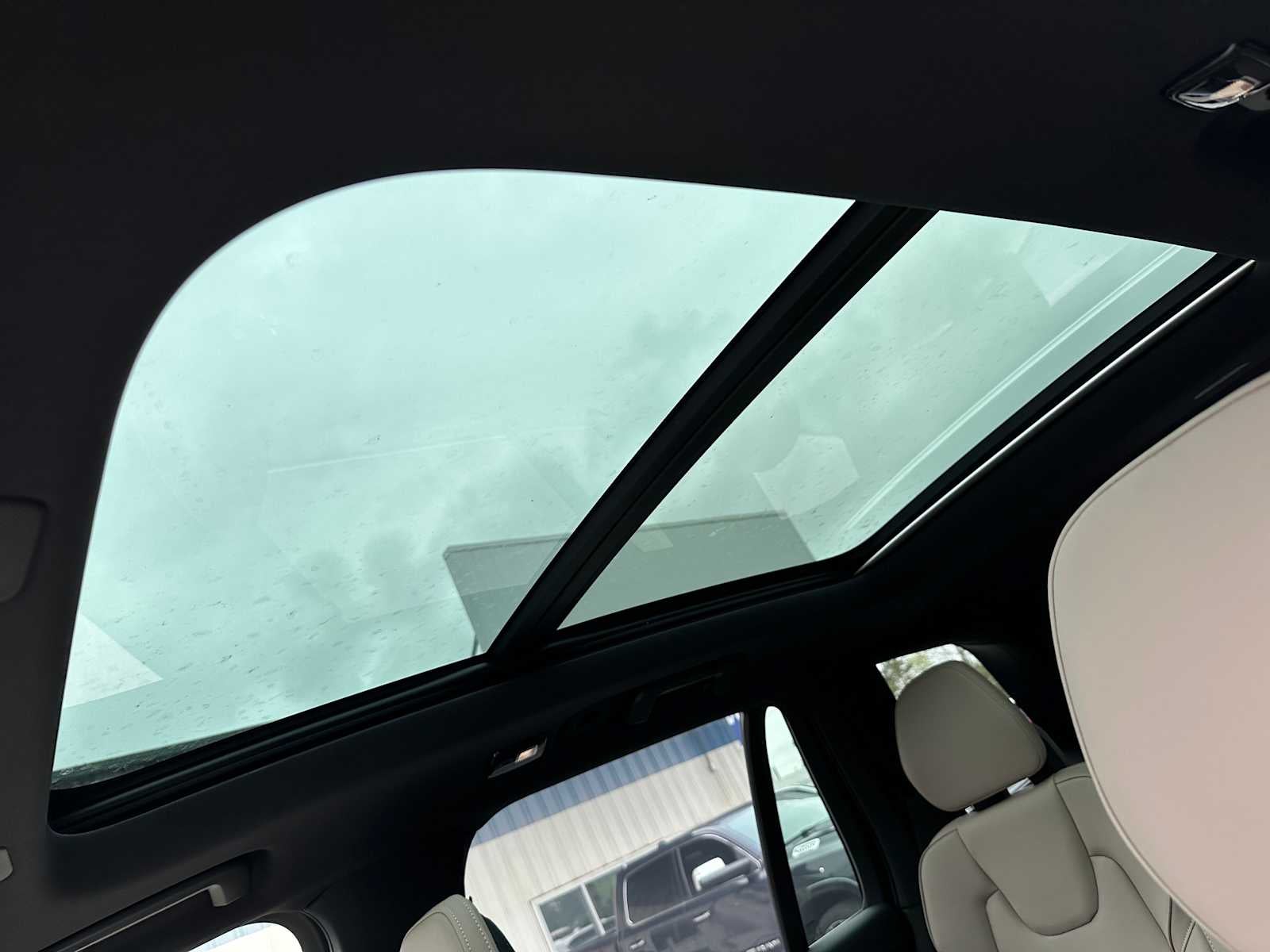 2026 Volvo XC90 Plus