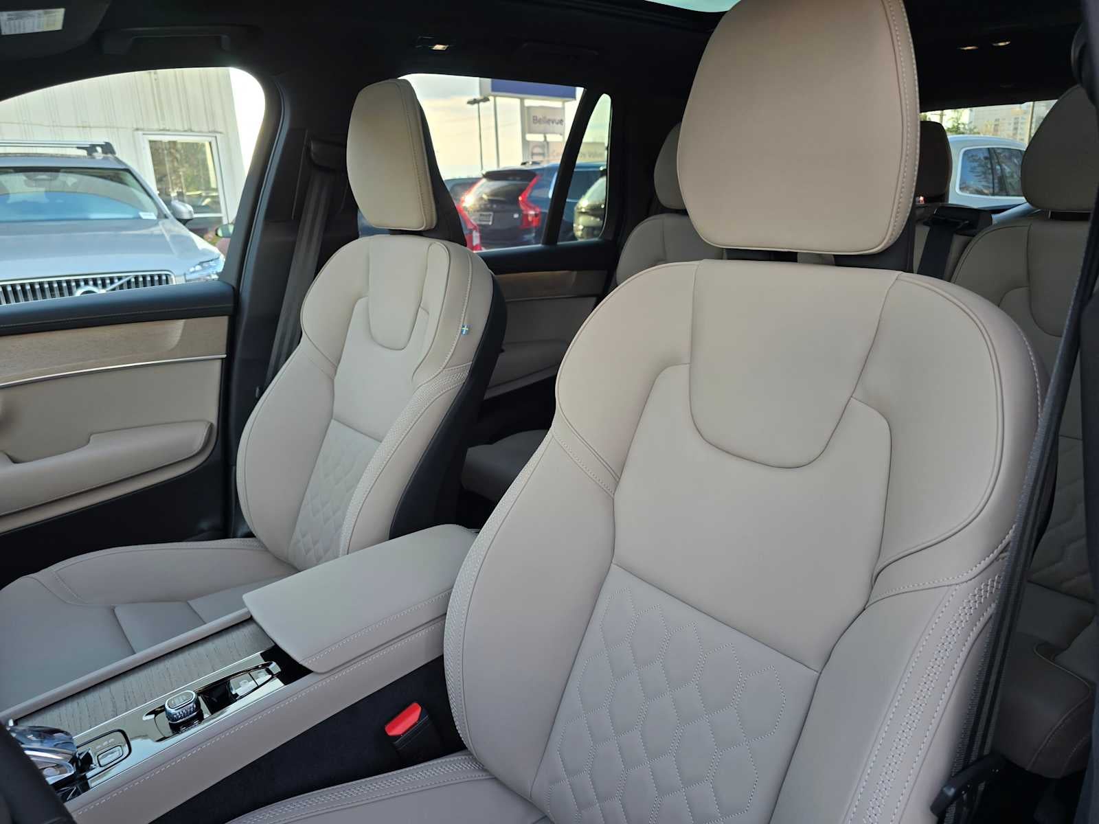 2026 Volvo XC90 Plus