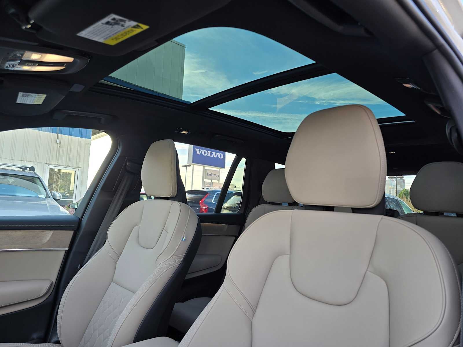 2026 Volvo XC90 Plus