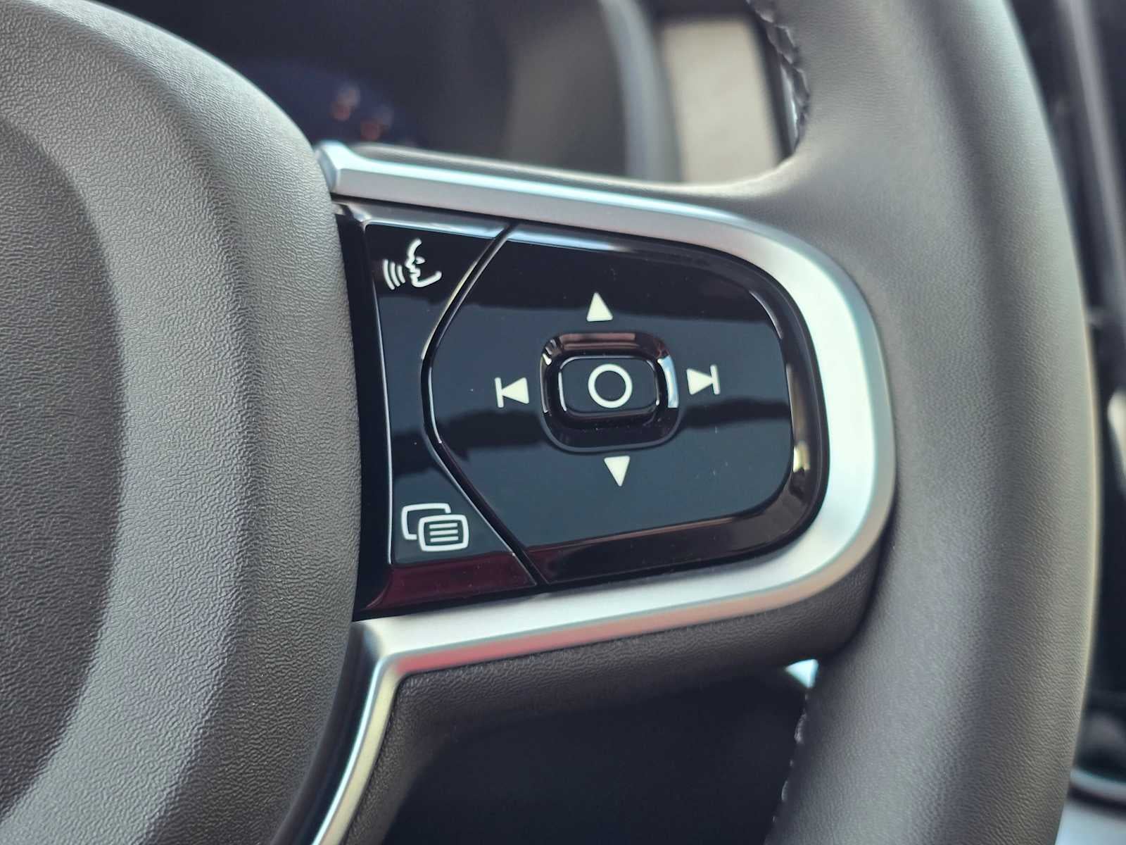 2026 Volvo XC90 Plus