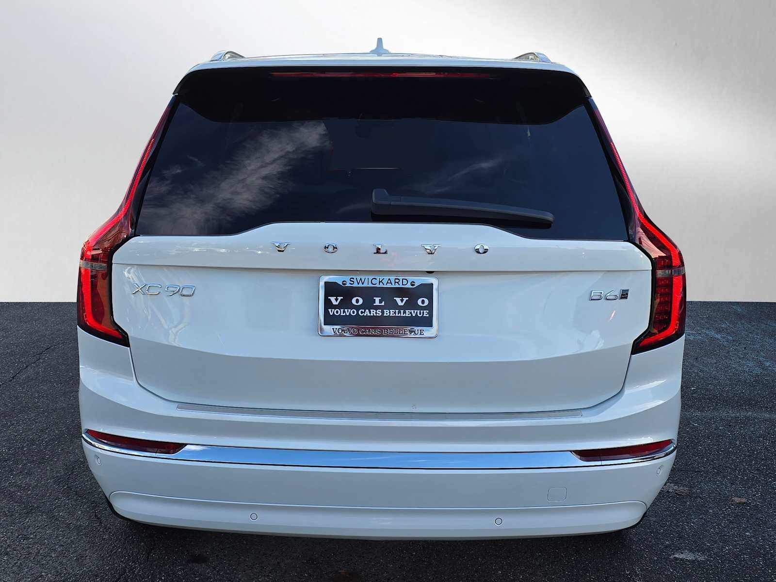 2026 Volvo XC90 Plus