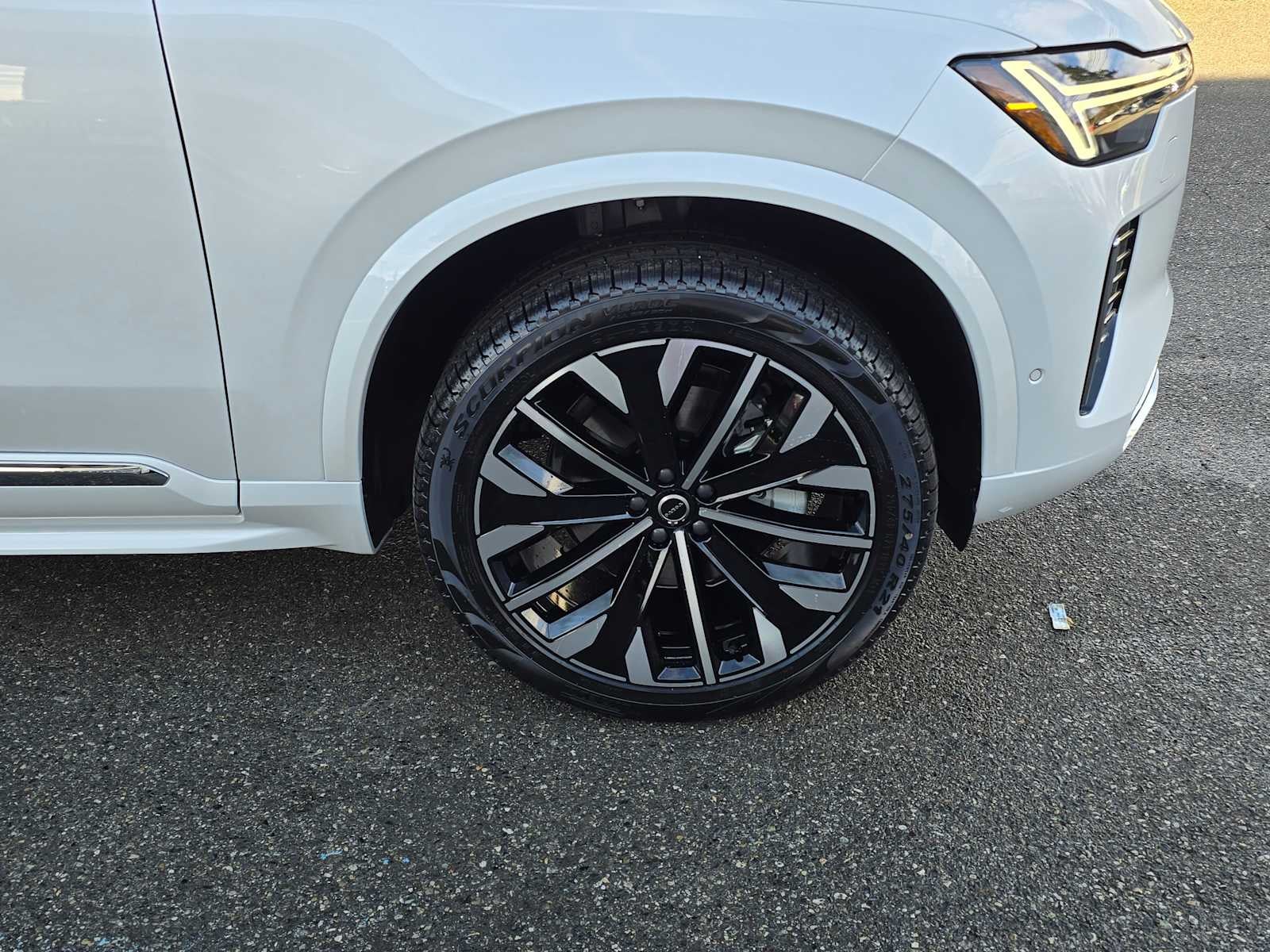 2026 Volvo XC90 Plus