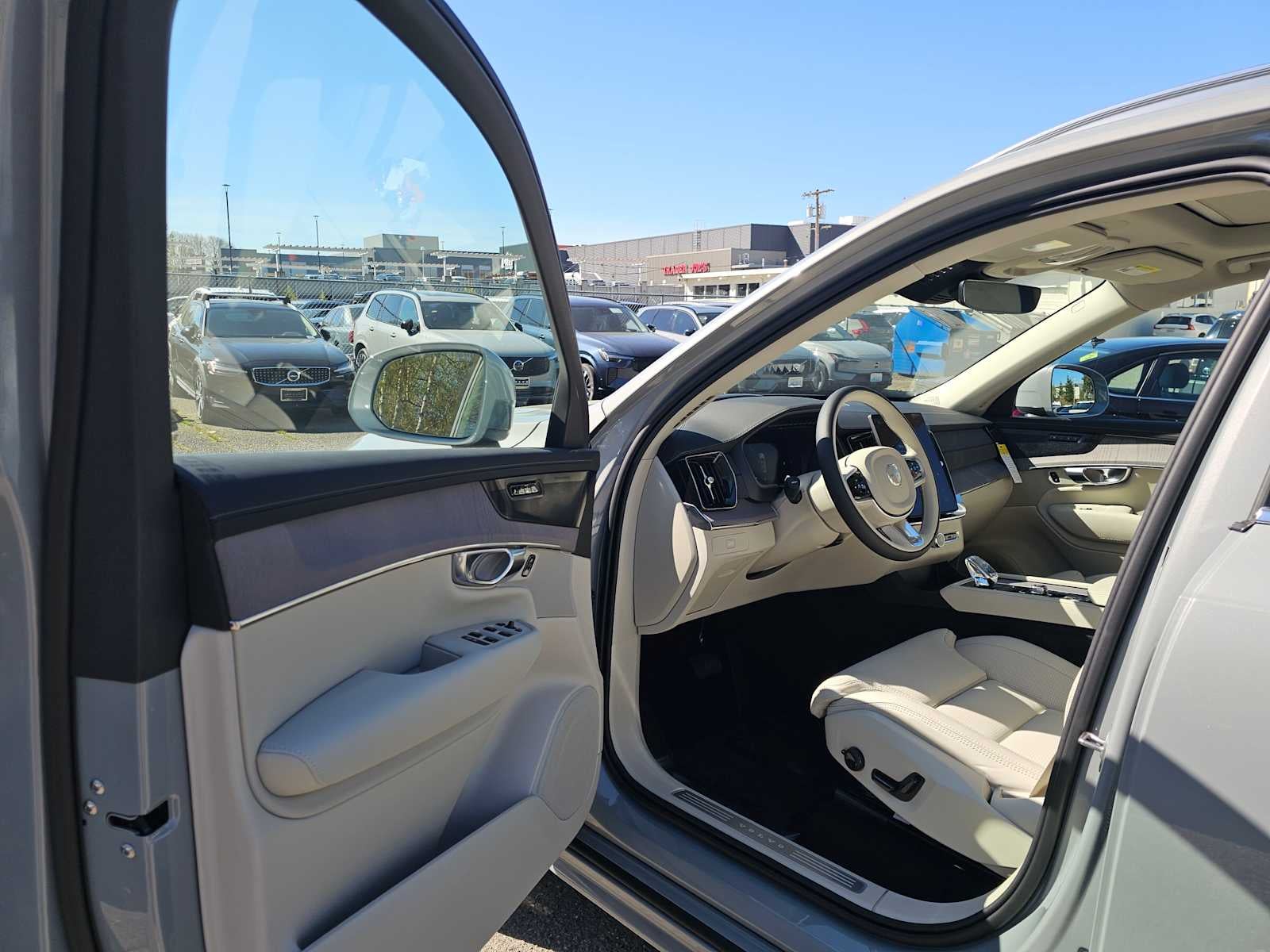 2026 Volvo XC90 Ultra