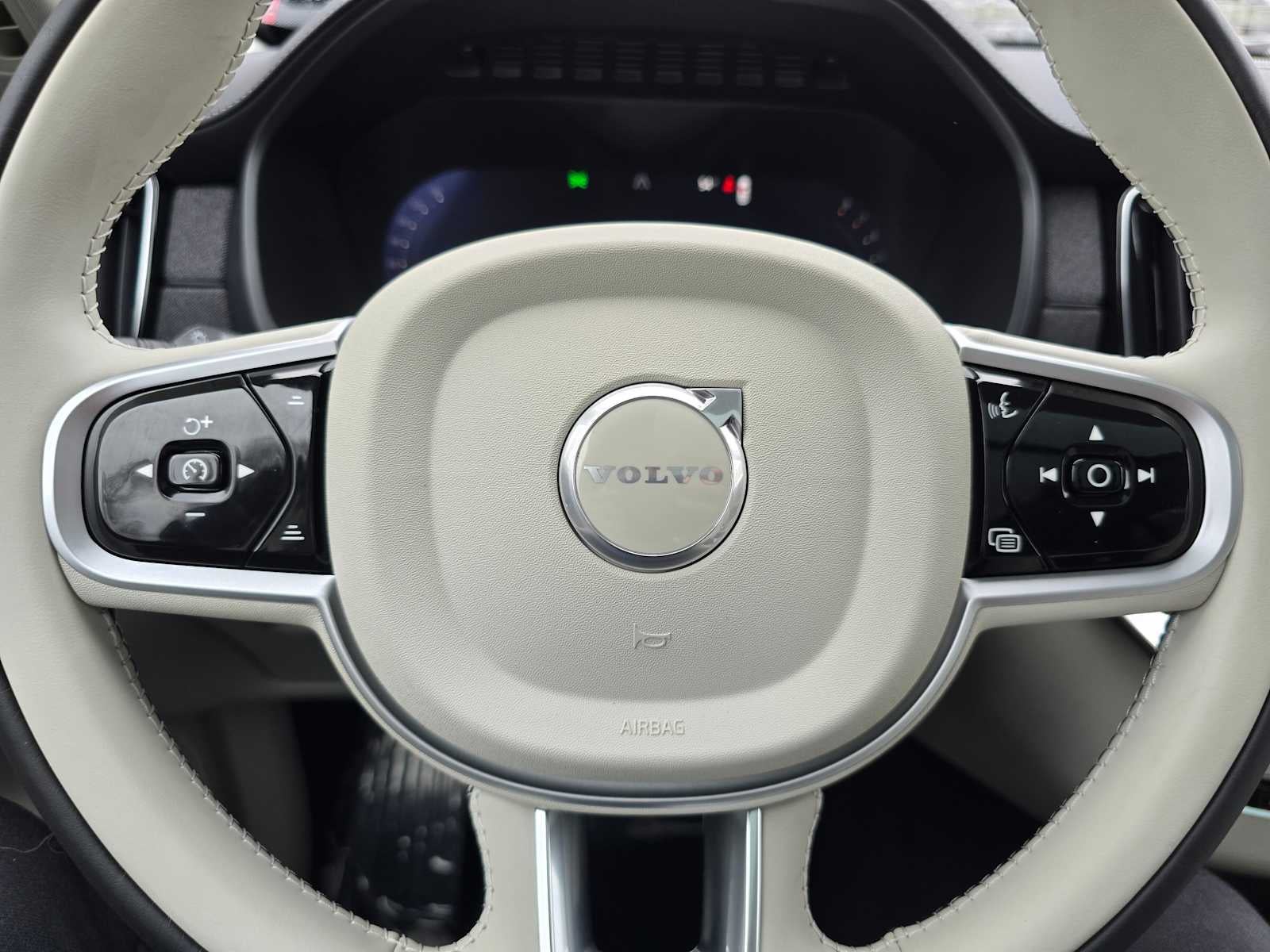 2026 Volvo XC90 Ultra