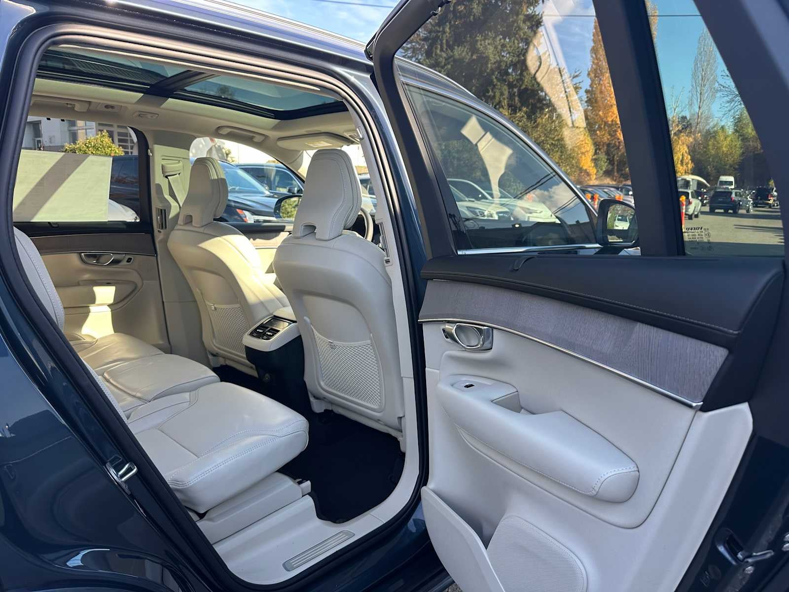 2026 Volvo XC90 Ultra