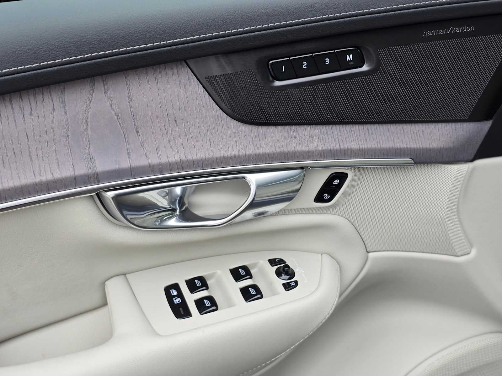 2026 Volvo XC90 Ultra
