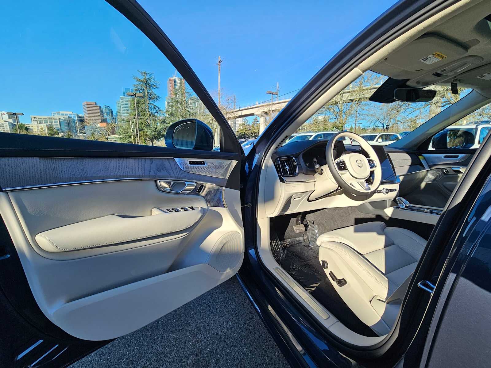 2025 Volvo XC90 Ultra