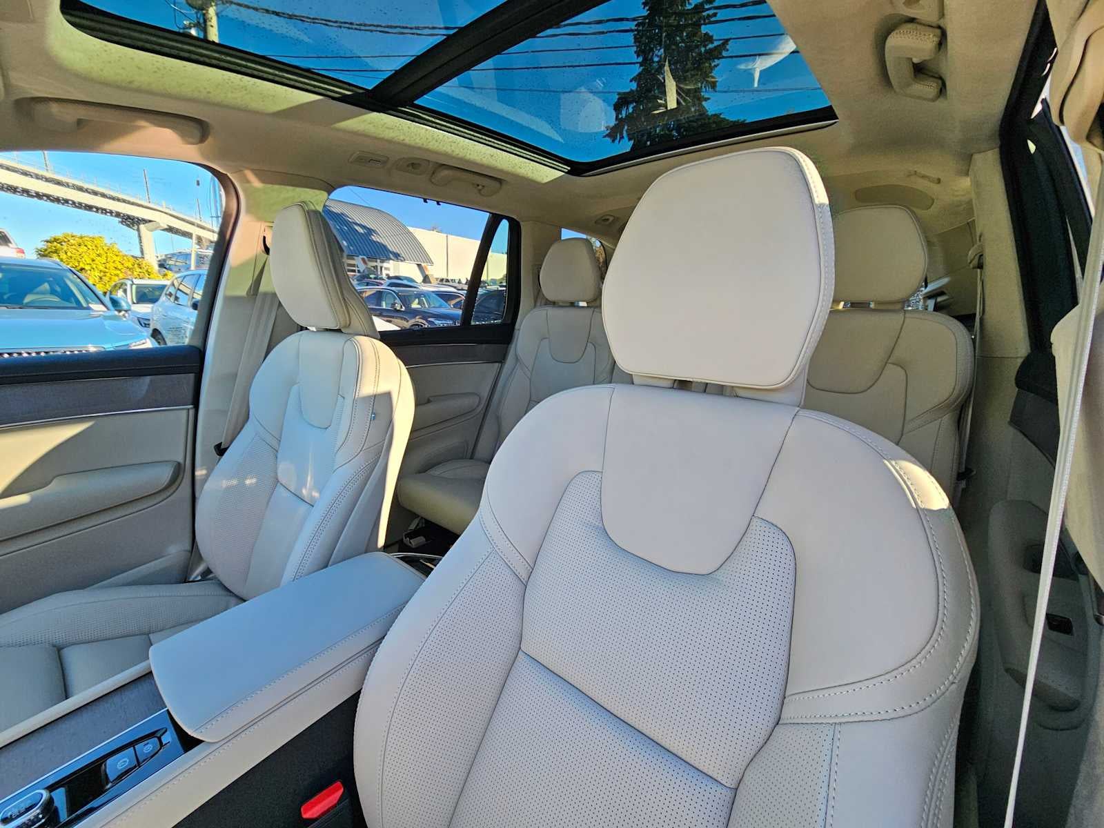 2025 Volvo XC90 Ultra