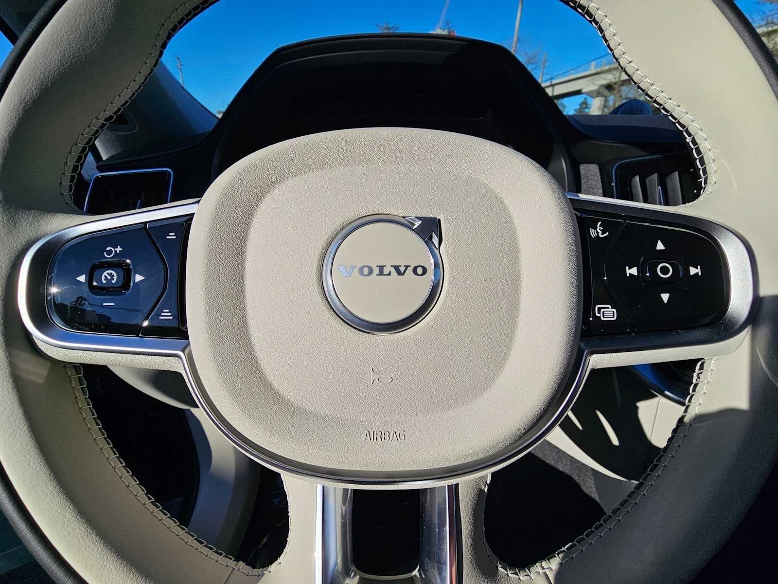 2025 Volvo XC90 Ultra