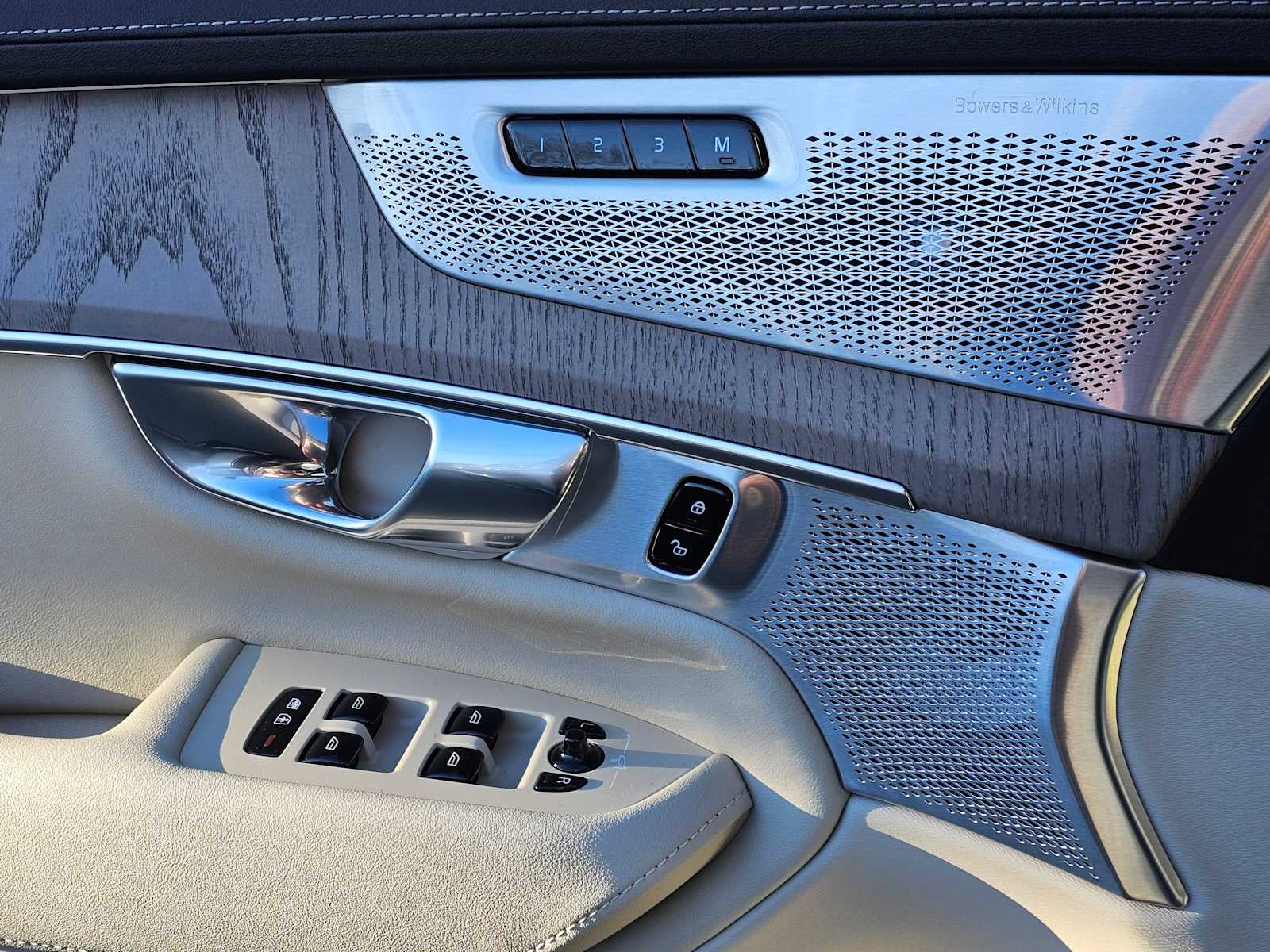 2025 Volvo XC90 Ultra