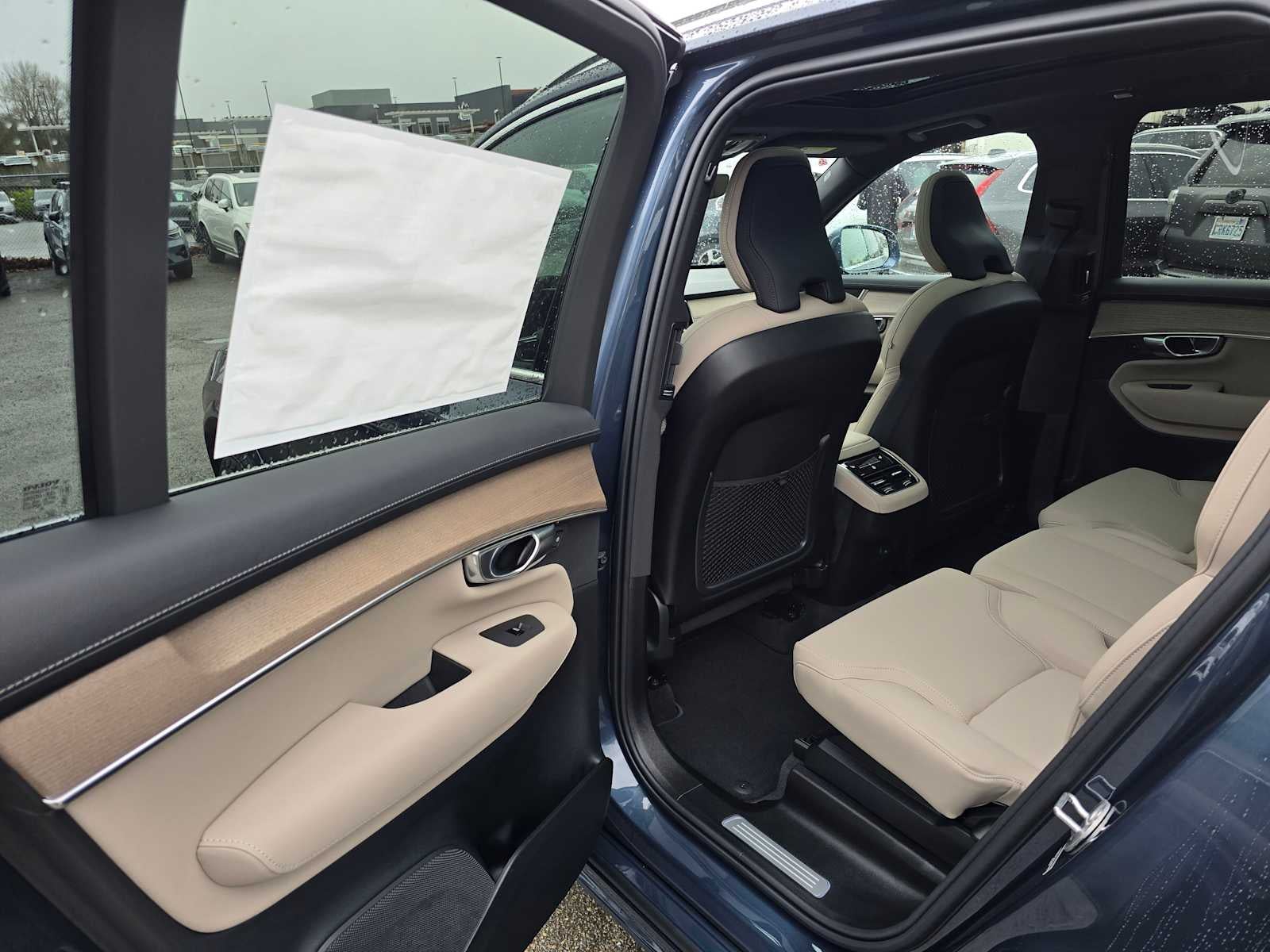 2026 Volvo XC90 Core