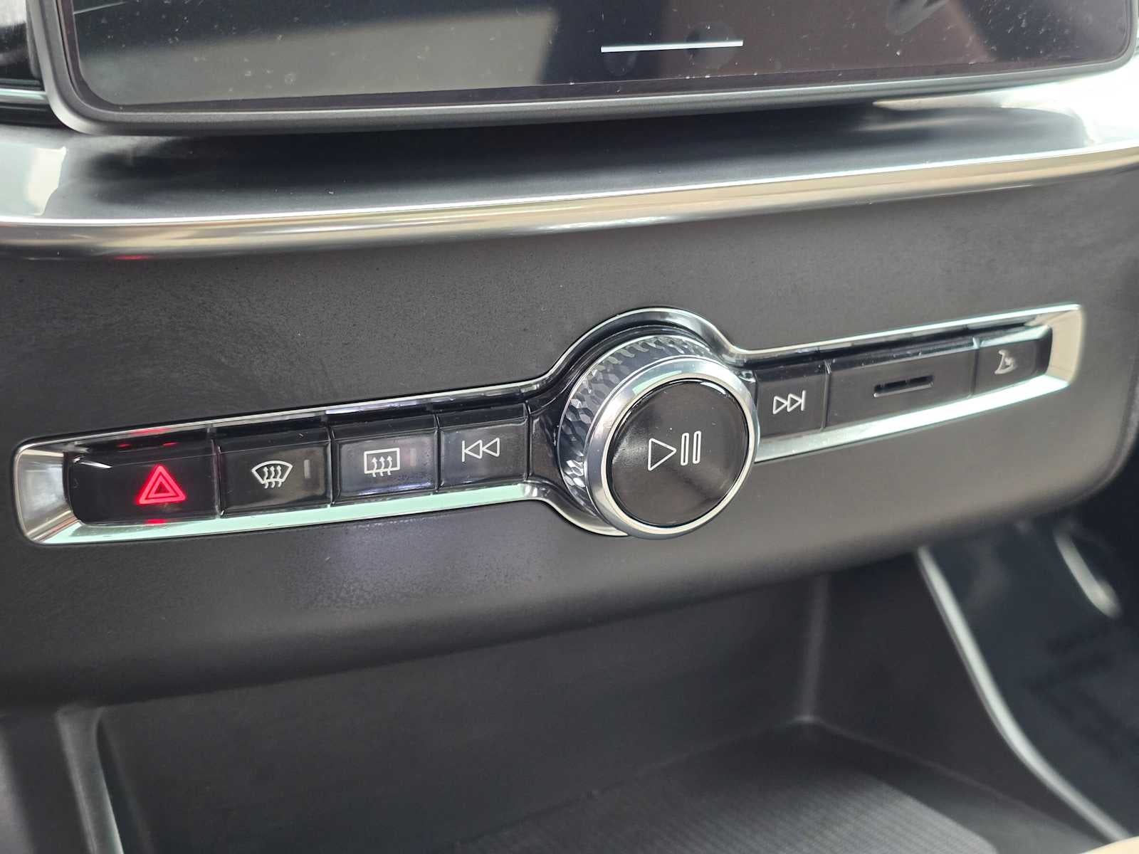2026 Volvo XC90 Core