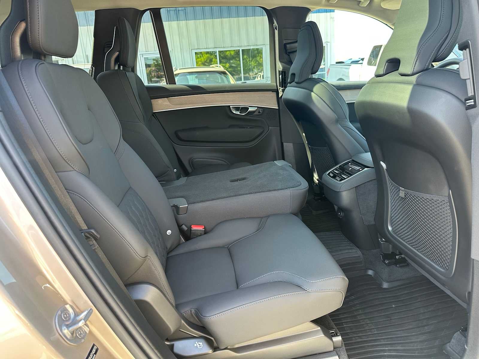 2026 Volvo XC90 Core