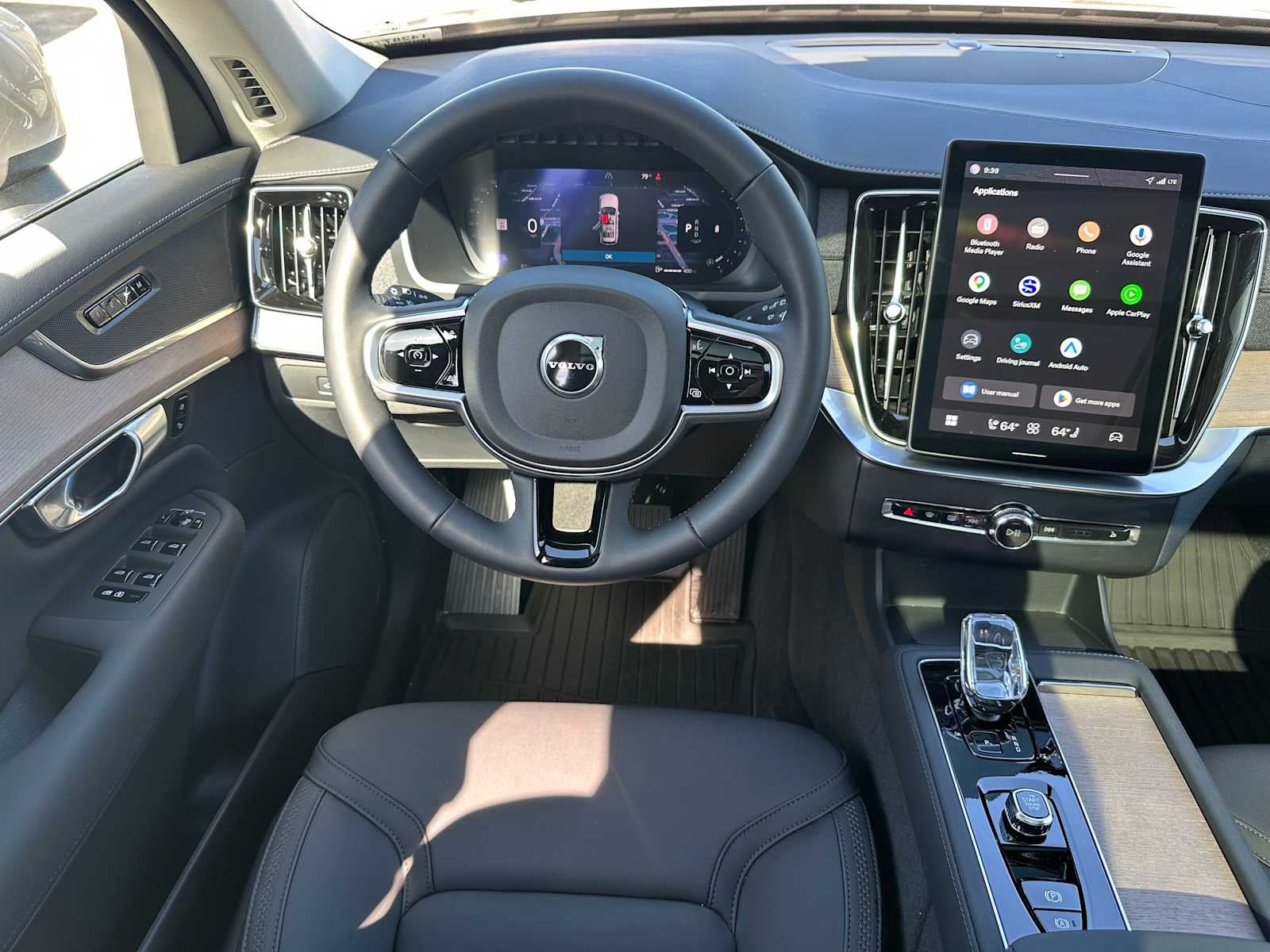 2026 Volvo XC90 Core