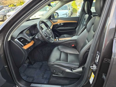 2023 Volvo XC90 Plus