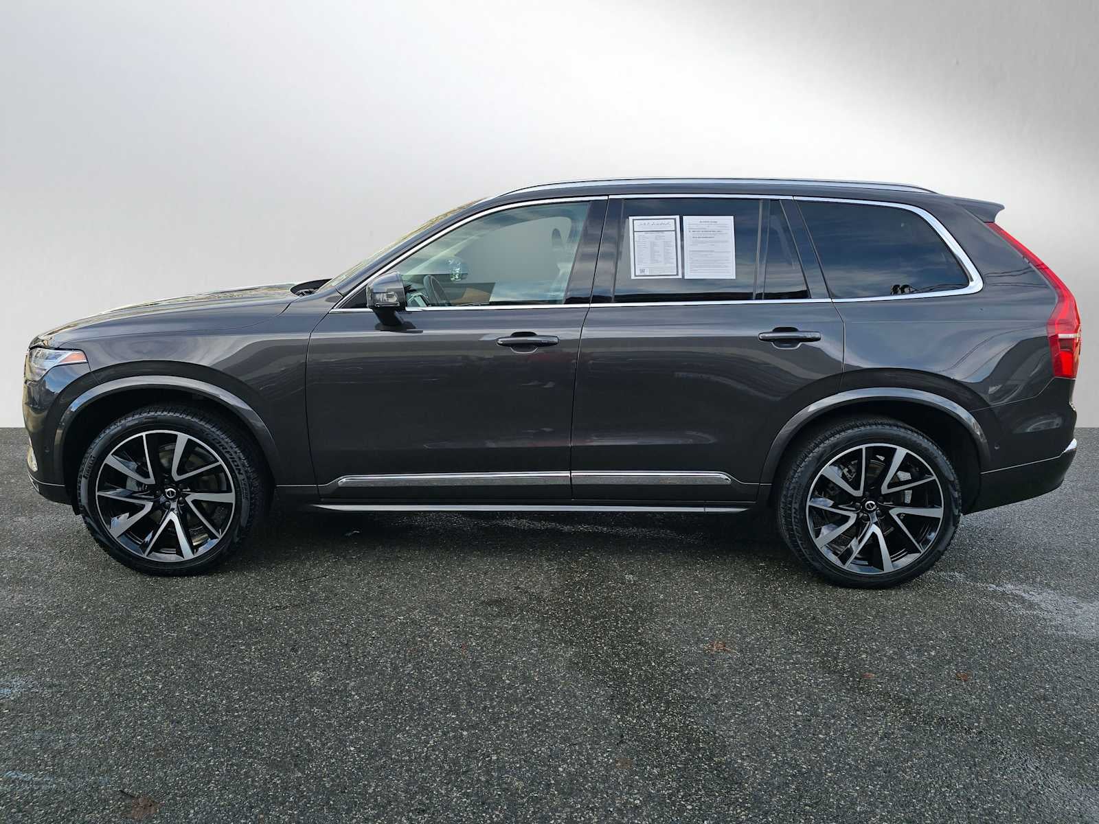 2023 Volvo XC90 Plus