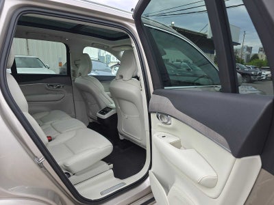 2023 Volvo XC90 Plus