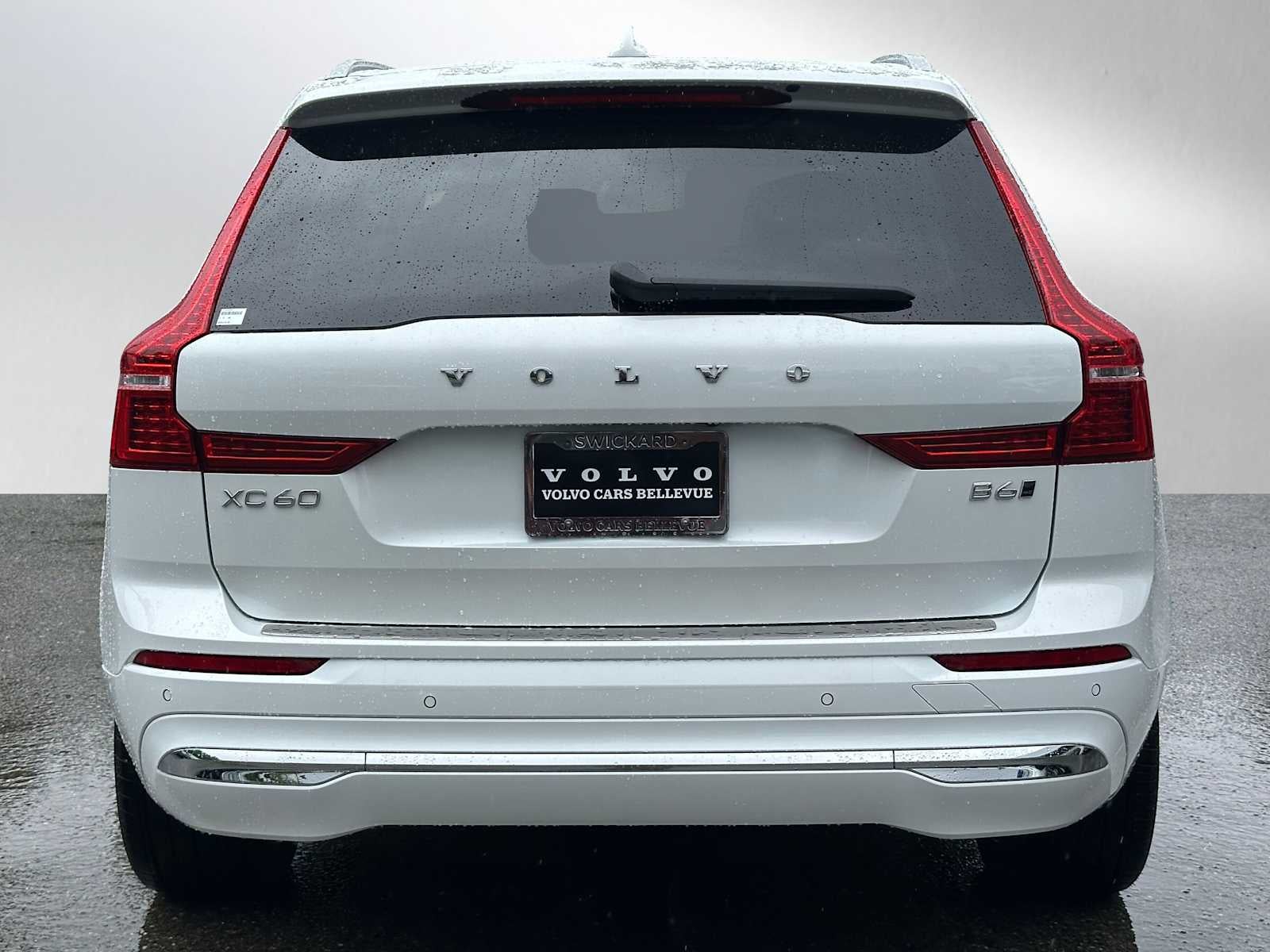 2023 Volvo XC60 Ultimate Bright Theme