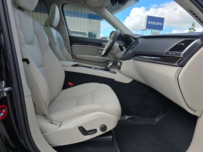 2019 Volvo XC90 Momentum