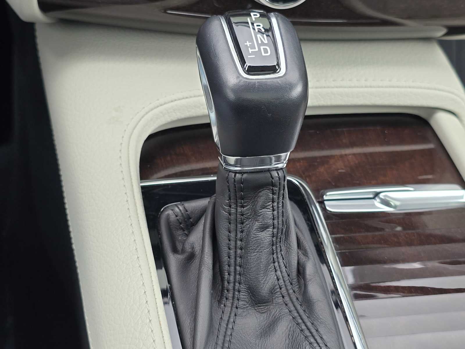 2019 Volvo XC90 Momentum