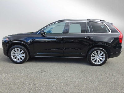 2019 Volvo XC90 Momentum
