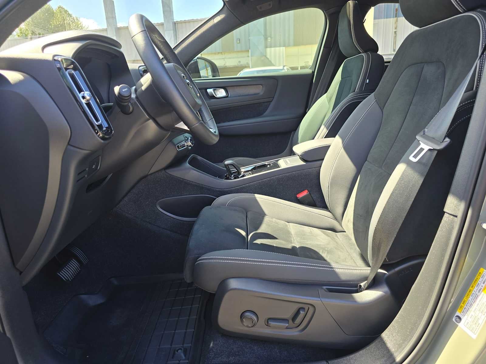 2023 Volvo C40 Recharge Pure Electric Plus