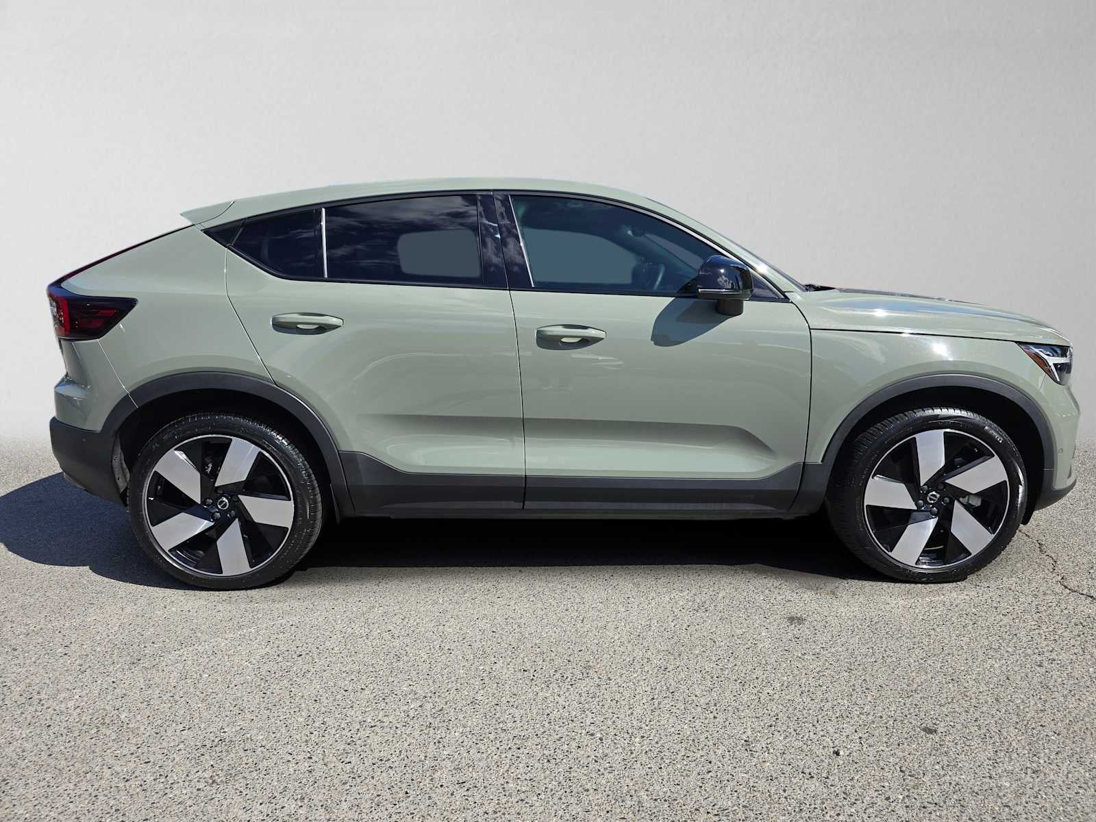 2023 Volvo C40 Recharge Pure Electric Plus