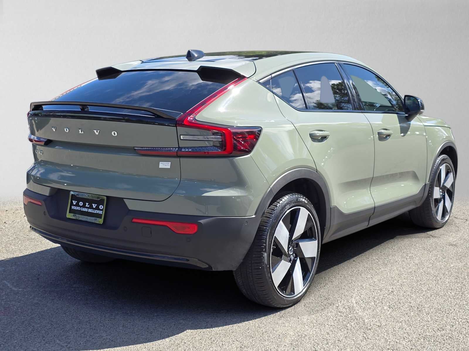 2023 Volvo C40 Recharge Pure Electric Plus