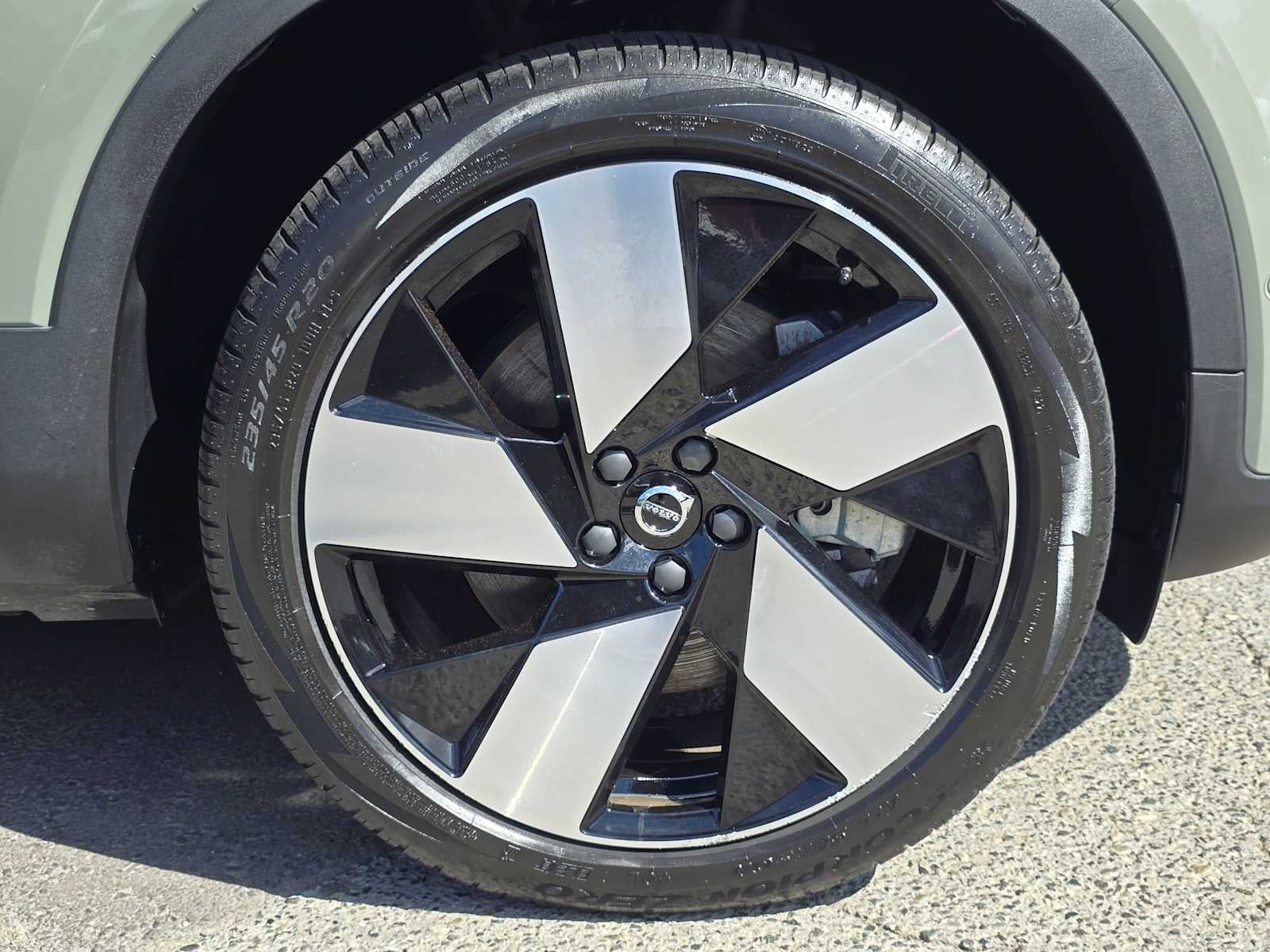 2023 Volvo C40 Recharge Pure Electric Plus