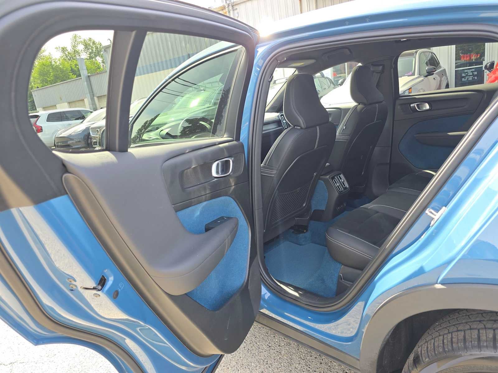 2023 Volvo C40 Recharge Pure Electric Ultimate