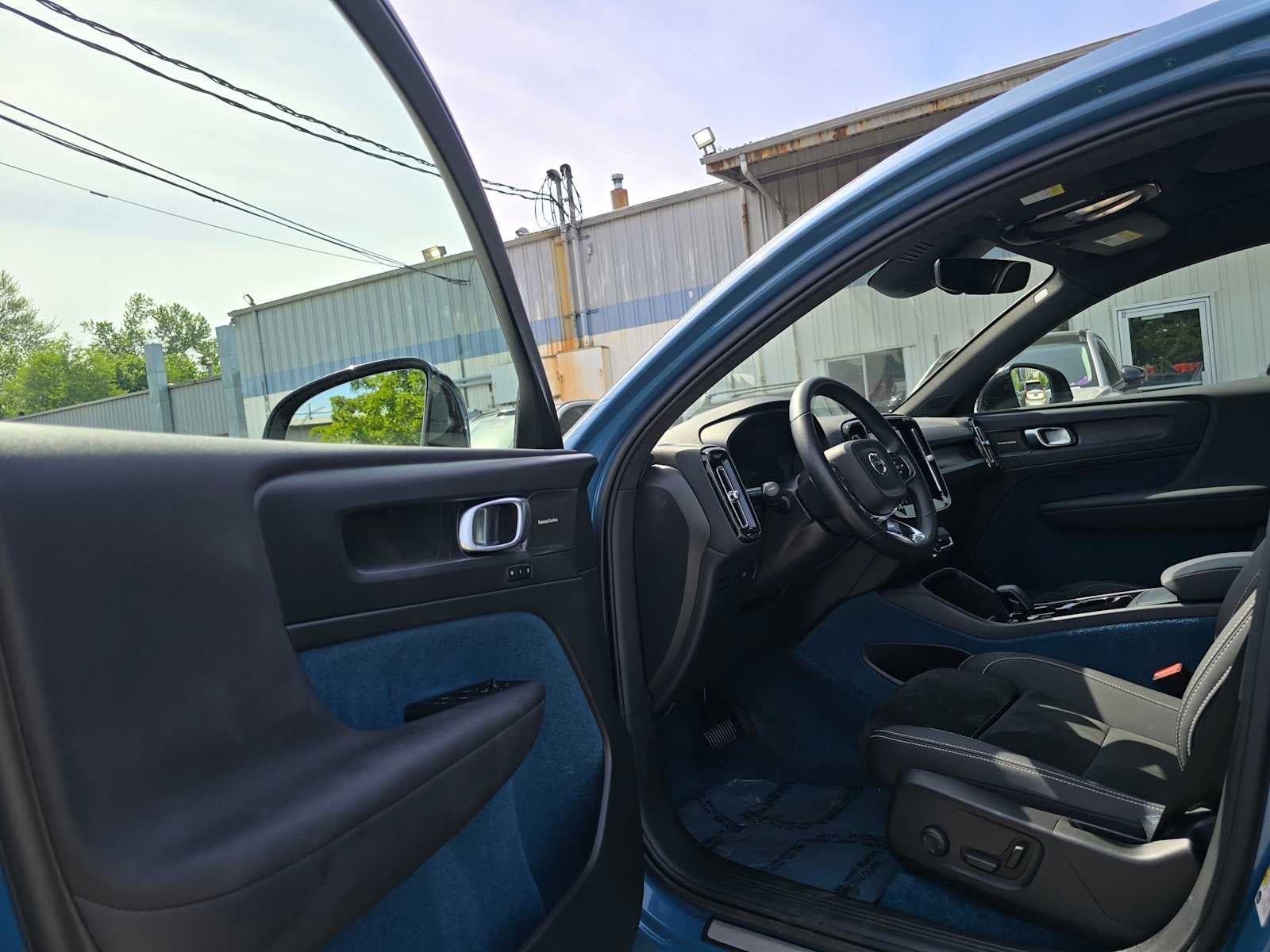 2023 Volvo C40 Recharge Pure Electric Ultimate