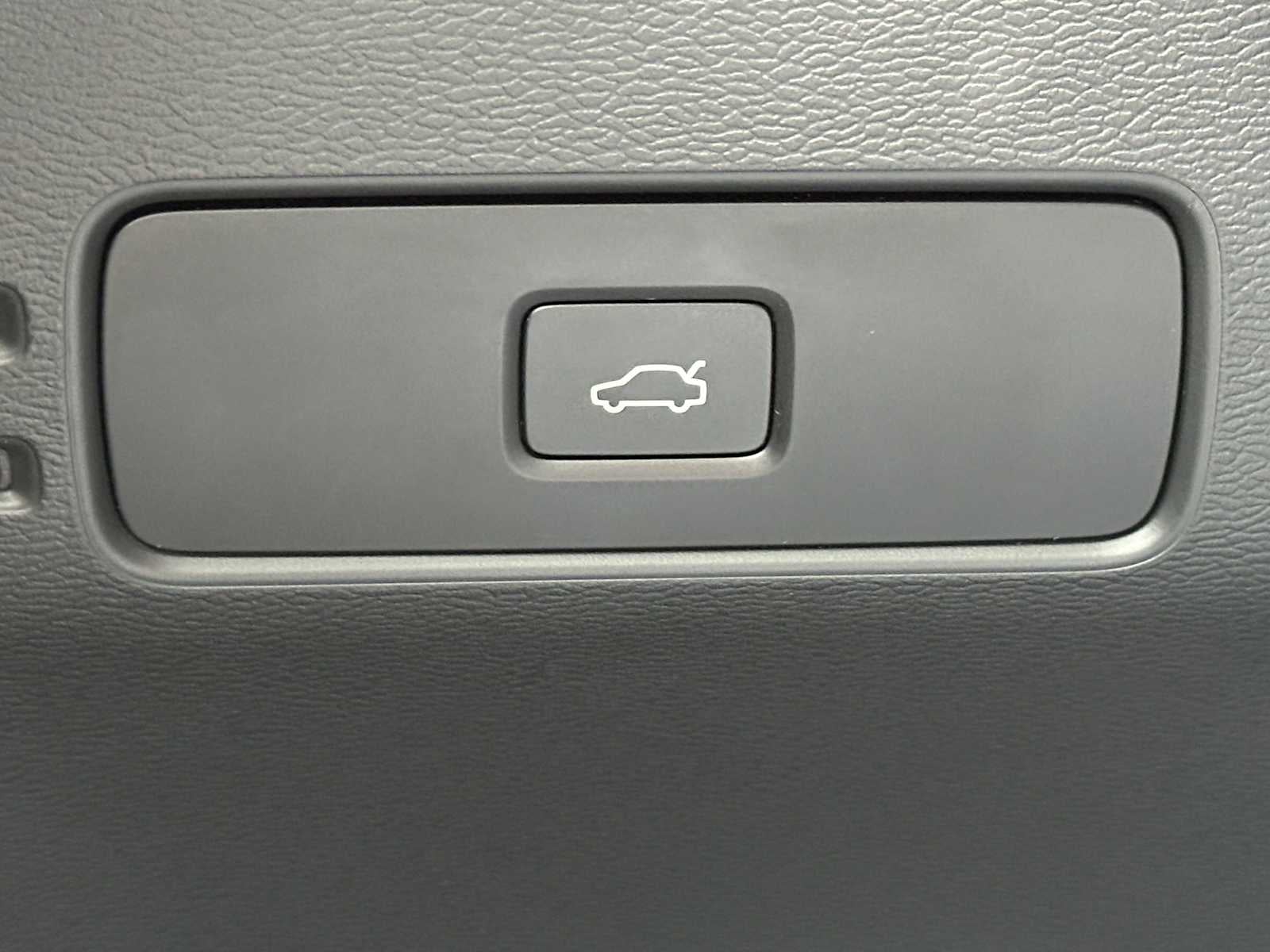 2023 Volvo C40 Recharge Pure Electric Ultimate