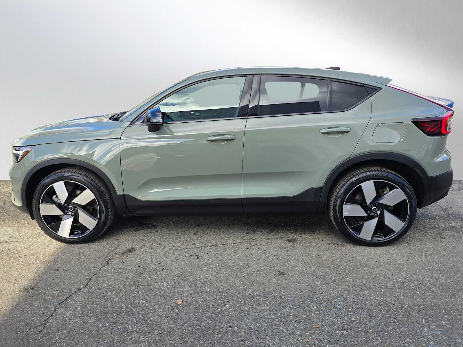 2023 Volvo C40 Recharge Pure Electric Ultimate