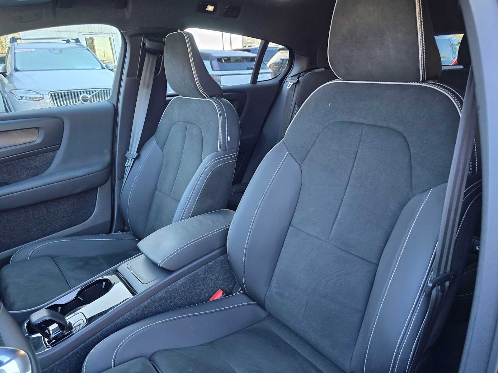 2023 Volvo C40 Recharge Pure Electric Ultimate